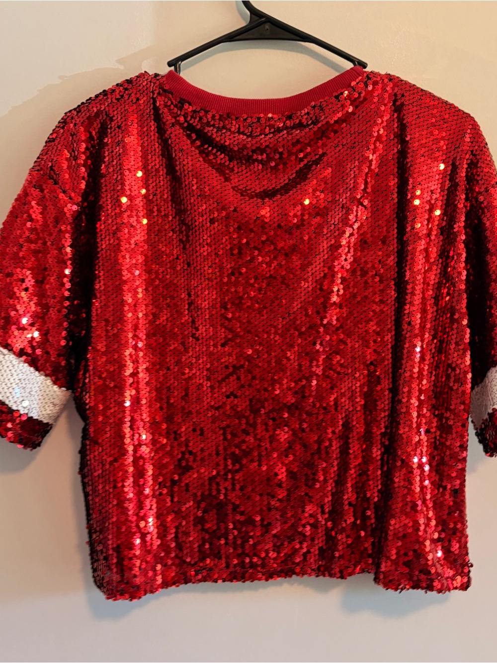 NWT Le Lis Red Sequin "Game Day" Tee - Picture 6 of 8